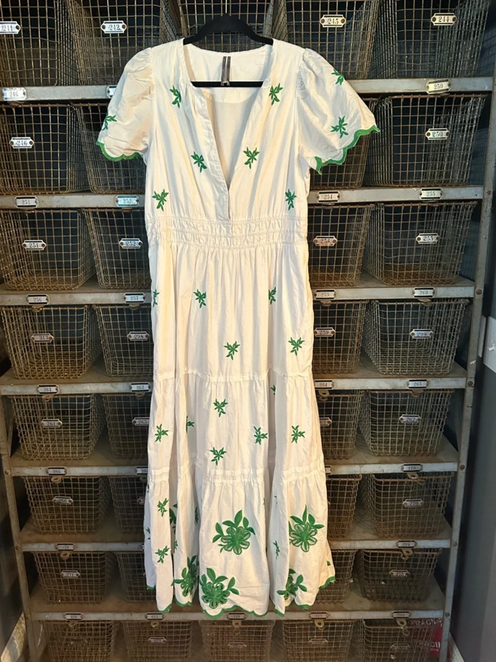 Anthropologie White The Somerset Eyelet Maxi Dress Size Large 38660 - Picture 4 of 15